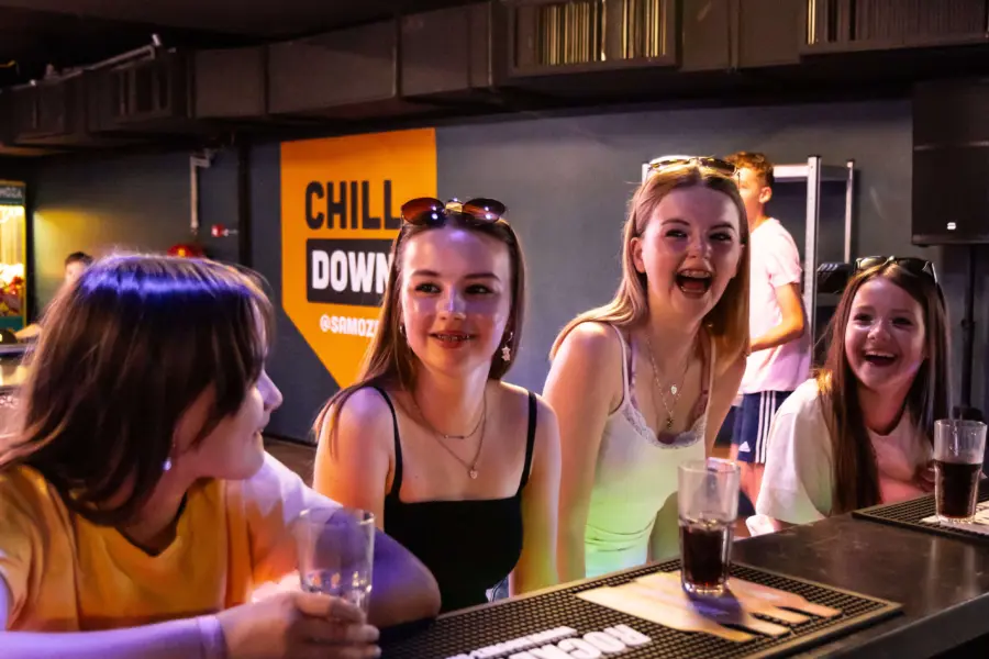 Club Downstairs Chilldown Samoza Veluwe Honden Camping 11