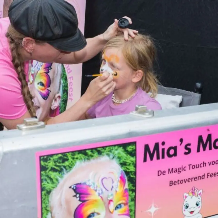 DSC 7580 C Users Melissa Coolen Vacantievreugd Team site Vacantievreugd Documenten Marketing 2 1 Samoza Fotos Activiteiten en Recreatie 2025 Jubileumfeest